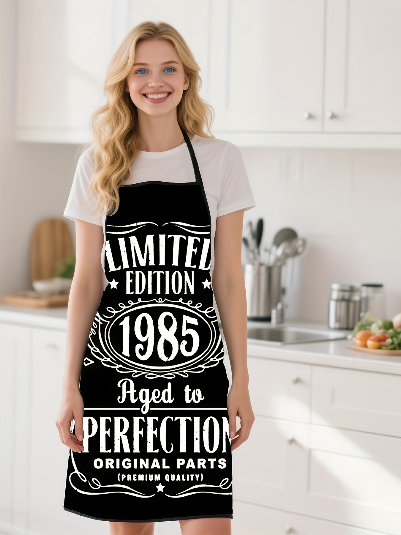 A Black Background Kitchen Apr - Kitchen Baking Background 评论和价格